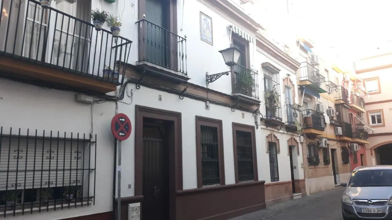 Apartamento Triana Pelay - 2 Habitaciones Sevilla 0*,  Španělsko
